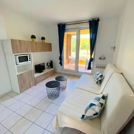 Appart 4 Pers Dans Avec Piscine A 10 Min De La * Sanary-sur-Mer